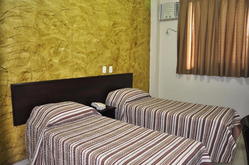 Hotel Guarumar Гуаружа Екстер'єр фото